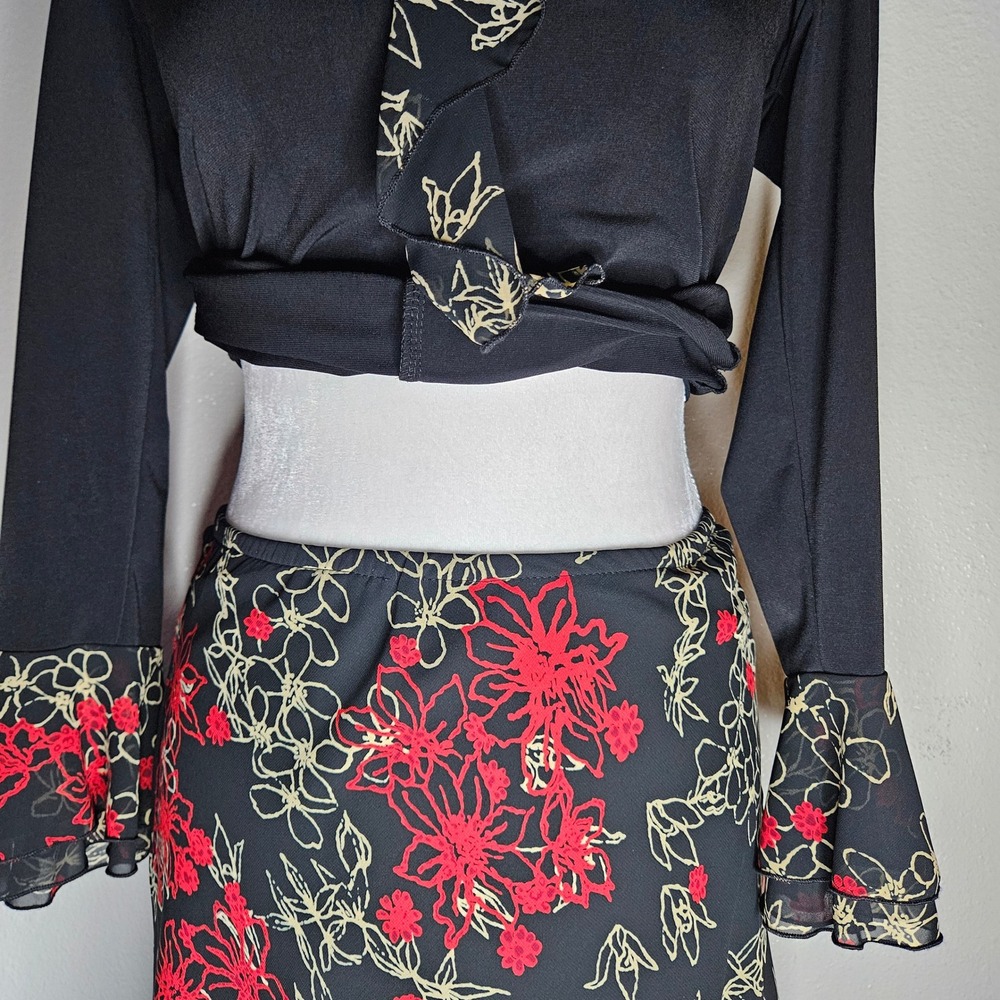 Y2k Floral Ruffle V-Neck Top and Midi Skirt 2 Piece Set - Picture 3 of 6